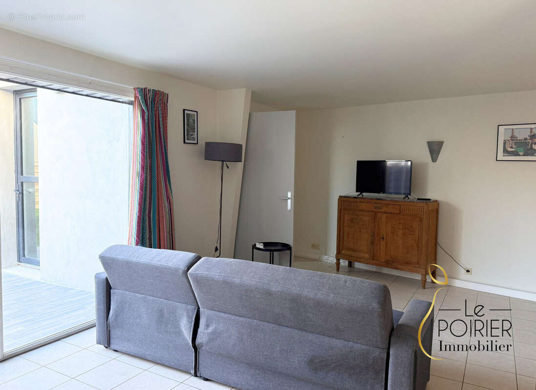 ESPACE PRINCIPAL 35 m² - Appartement à HILLION