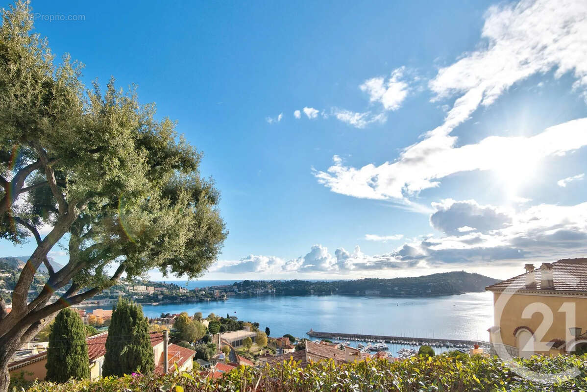 Appartement à VILLEFRANCHE-SUR-MER