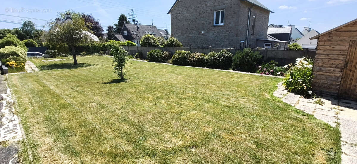 Maison à PLESSIX-BALISSON