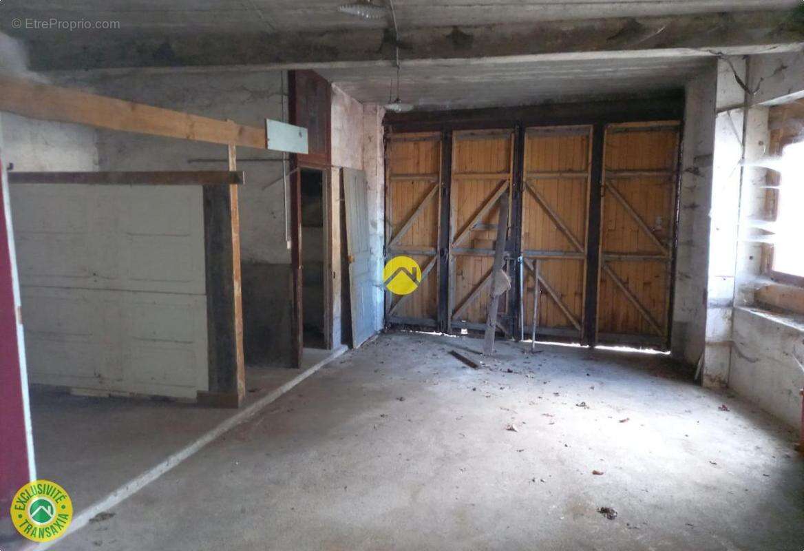 Maison à PIERREFORT