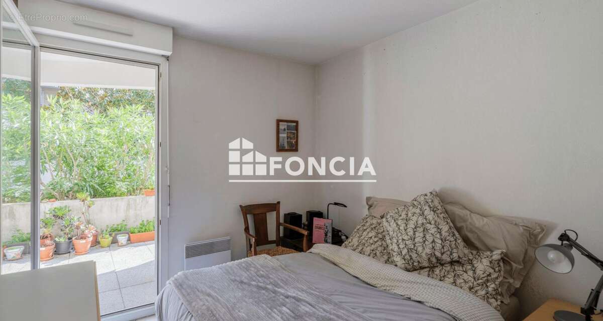 Appartement à MARSEILLE-9E