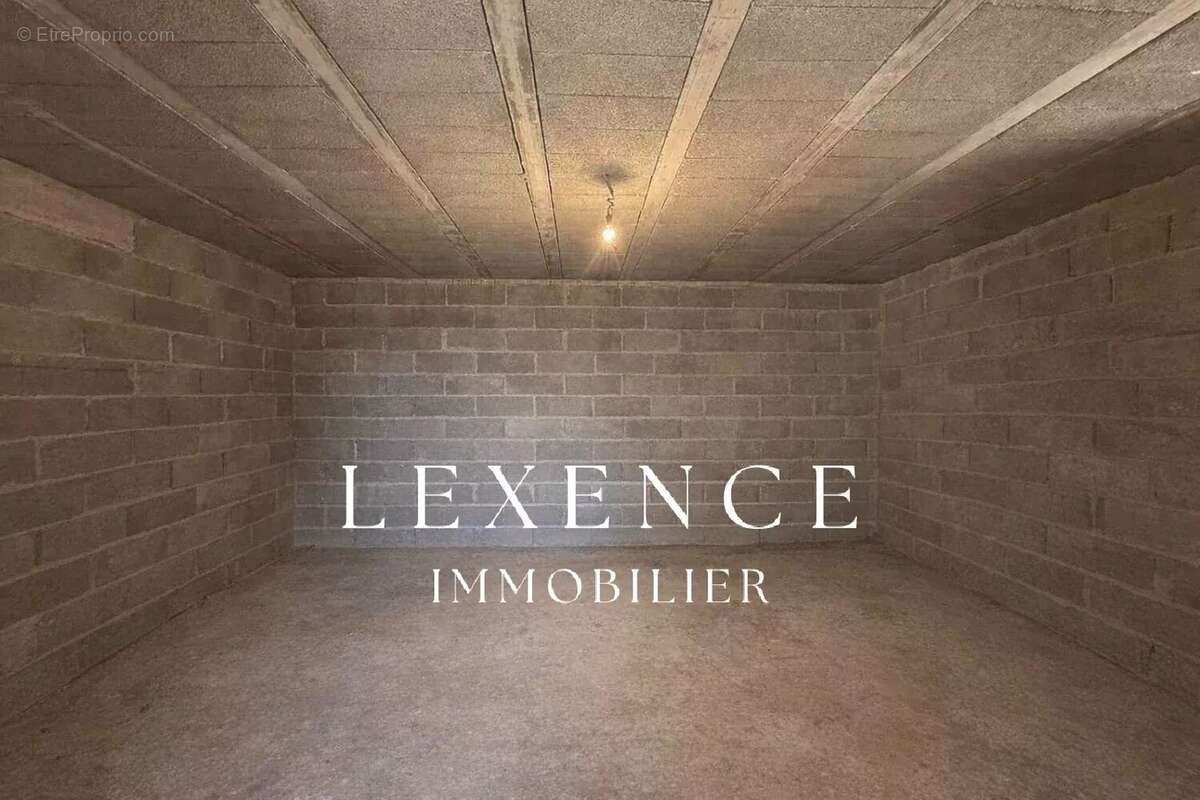 Appartement à LA FARE-LES-OLIVIERS