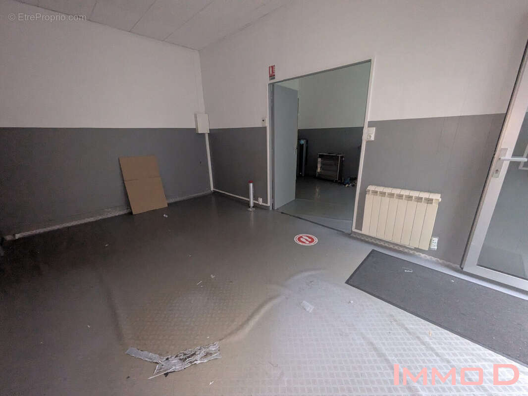Appartement à CHARMES