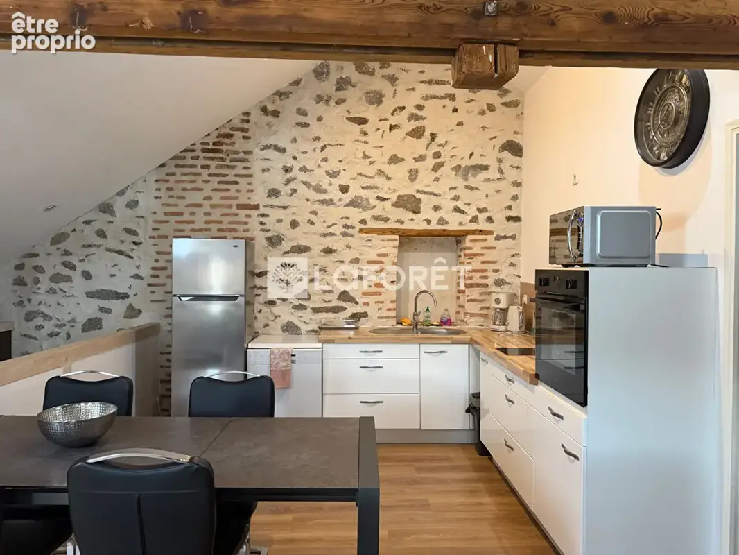 Appartement T3 - Secteur république-gare-stade - photo 2
