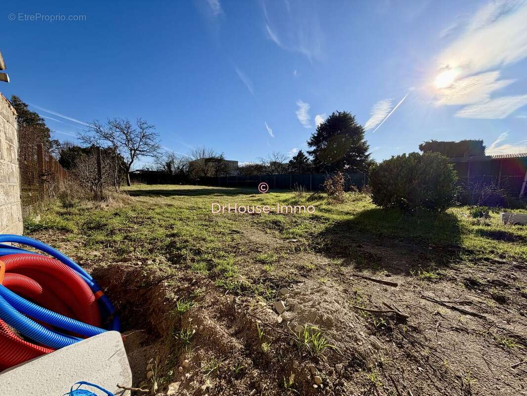 Terrain 1017 m² à Villemandeur  - photo 10