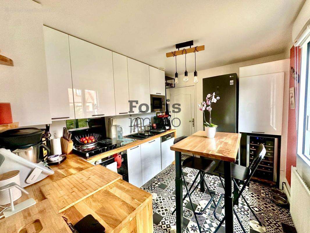 Maison à OLLAINVILLE