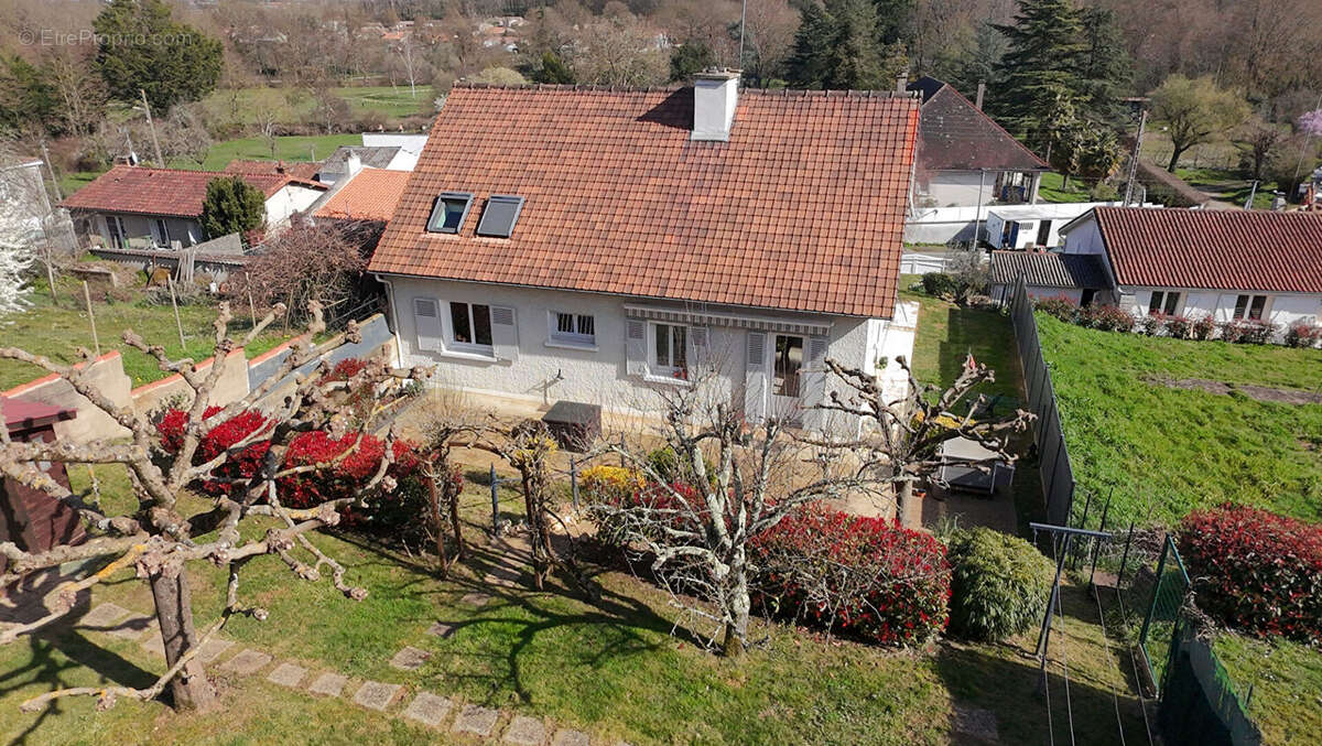 Maison à CIVRAY
