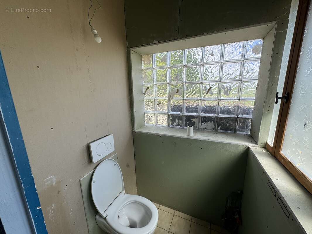 Maison 120 m² à Salles-De-Barbezieux  - photo 45
