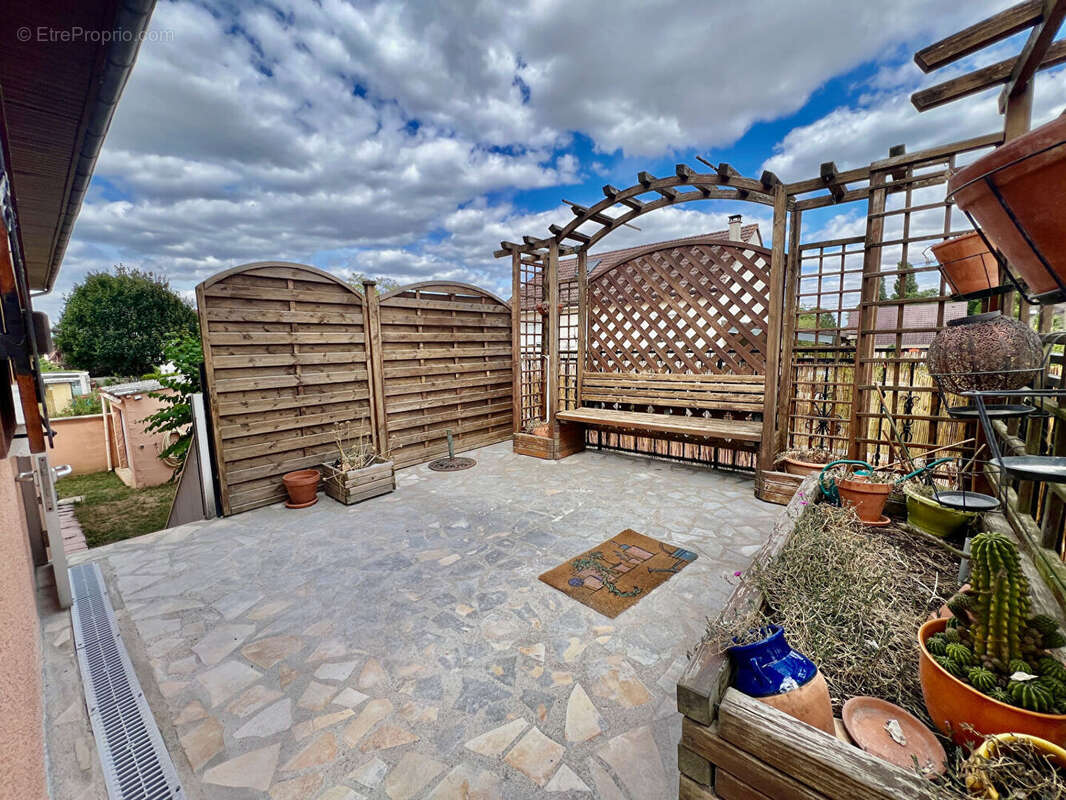 Maison à VARENNES-SUR-SEINE