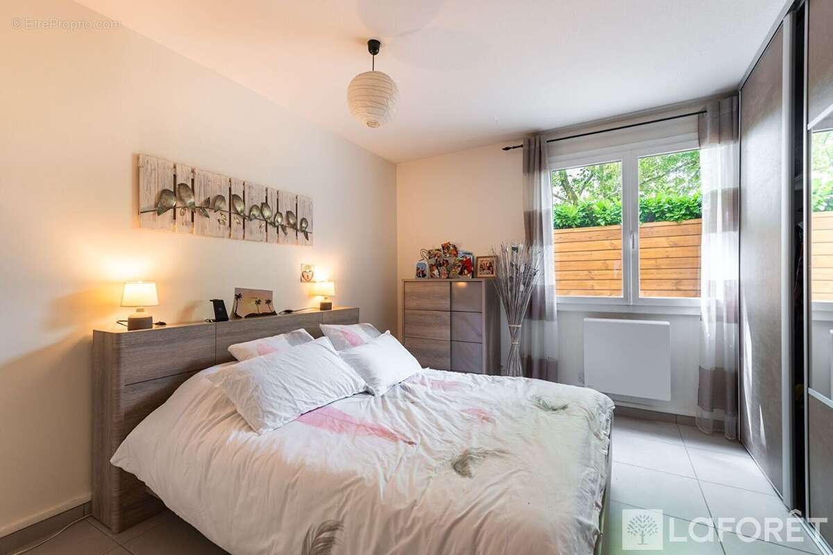 Rez-de-jardin familial de 157 m2 - 5 chambres - Caluire et Cuire - photo 6
