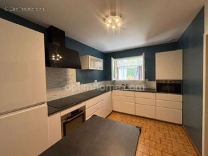 Maison familiale 5 Chambres FLOIRAC 33270 - photo 3