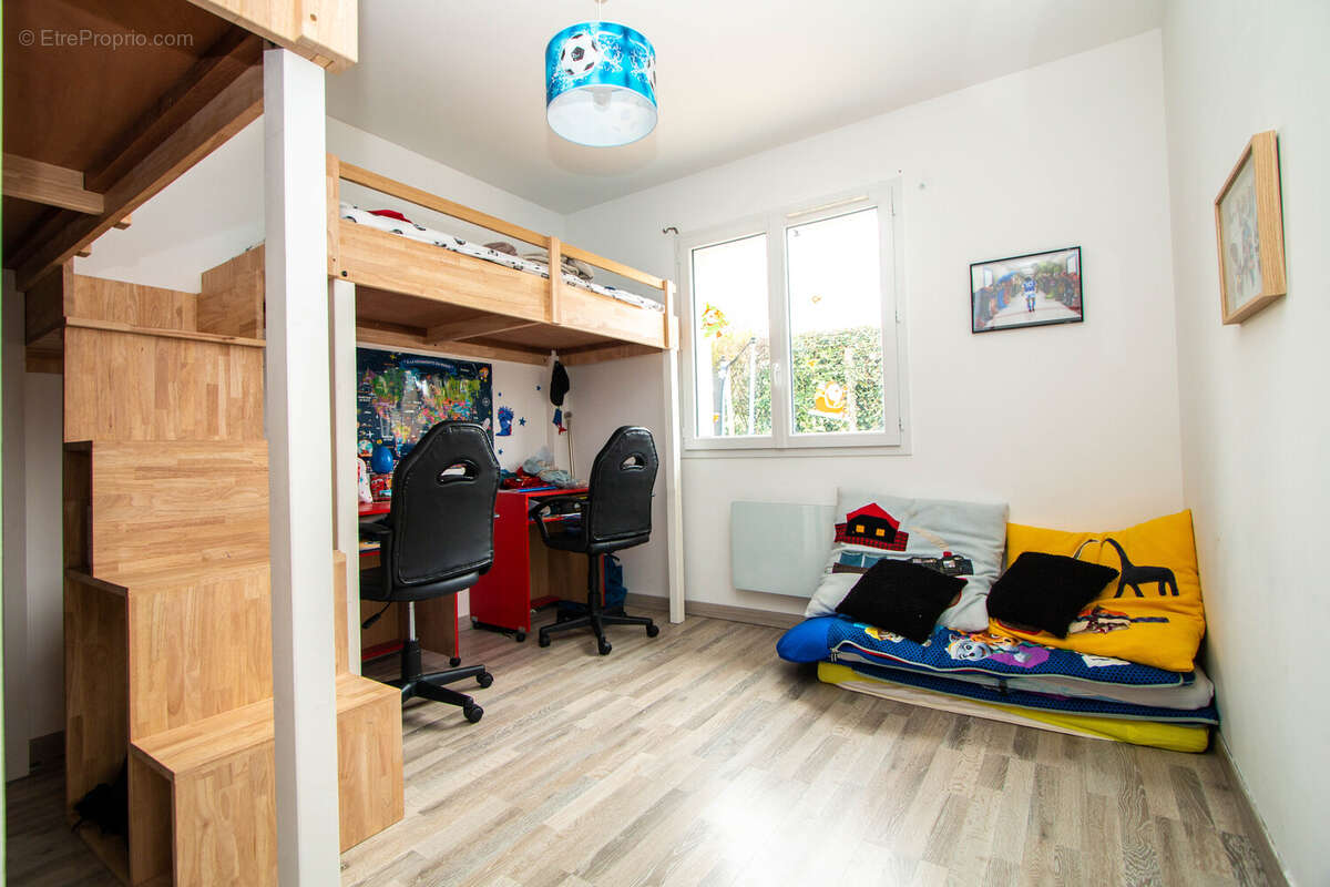 Maison à VERNEUIL-SUR-VIENNE