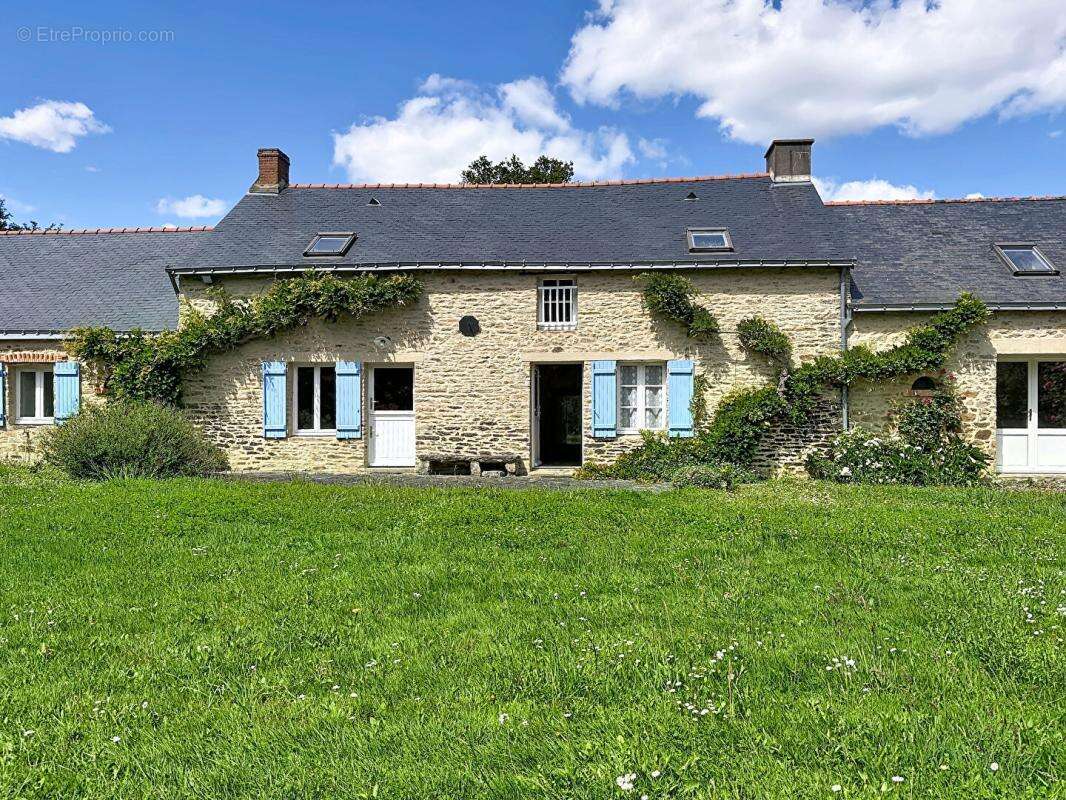 Maison à SAINT-LYPHARD