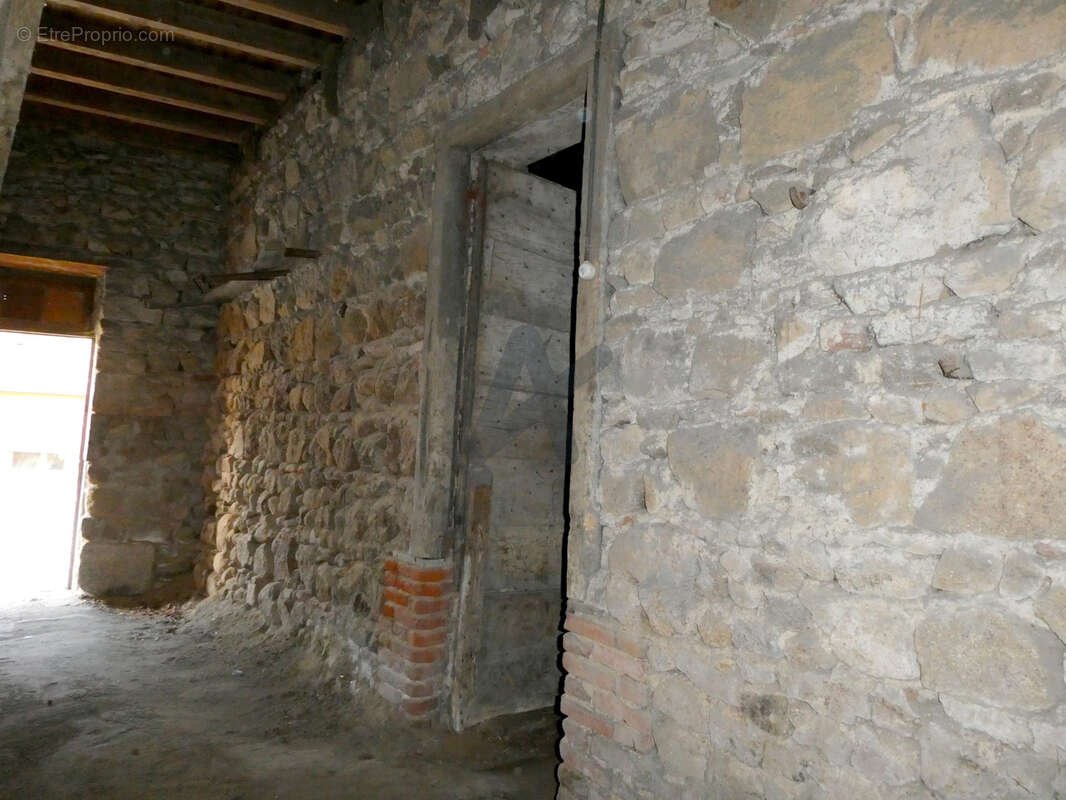 Maison à LONGESSAIGNE