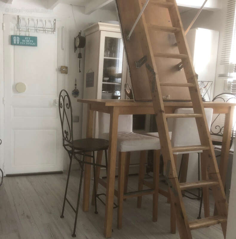 Appartement à MAUGUIO