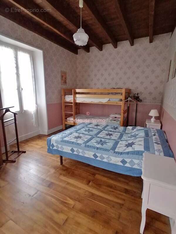 Maison à AYNAC