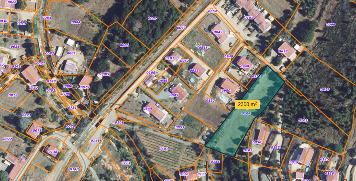 Terrain constructible de 2300m2 sur Ponte Novu - photo 2