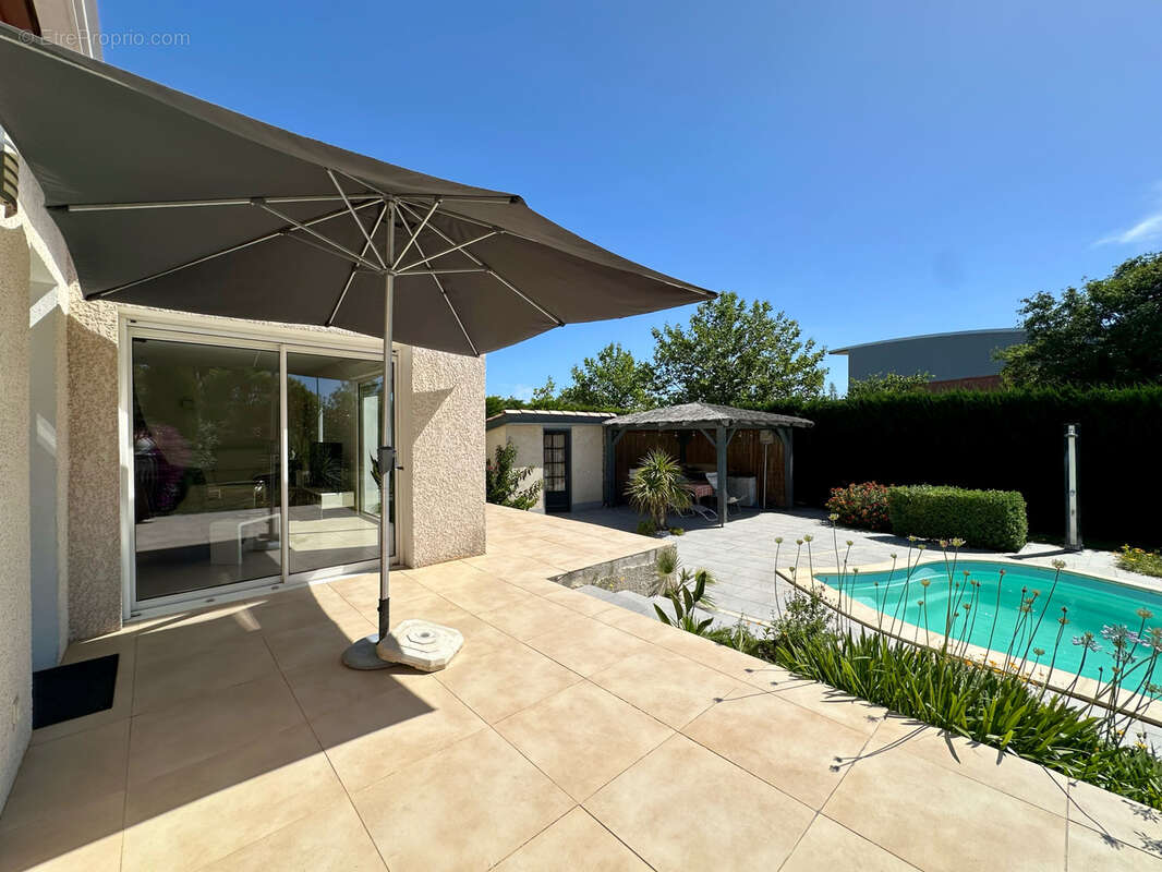 Maison à SAINT-CYPRIEN