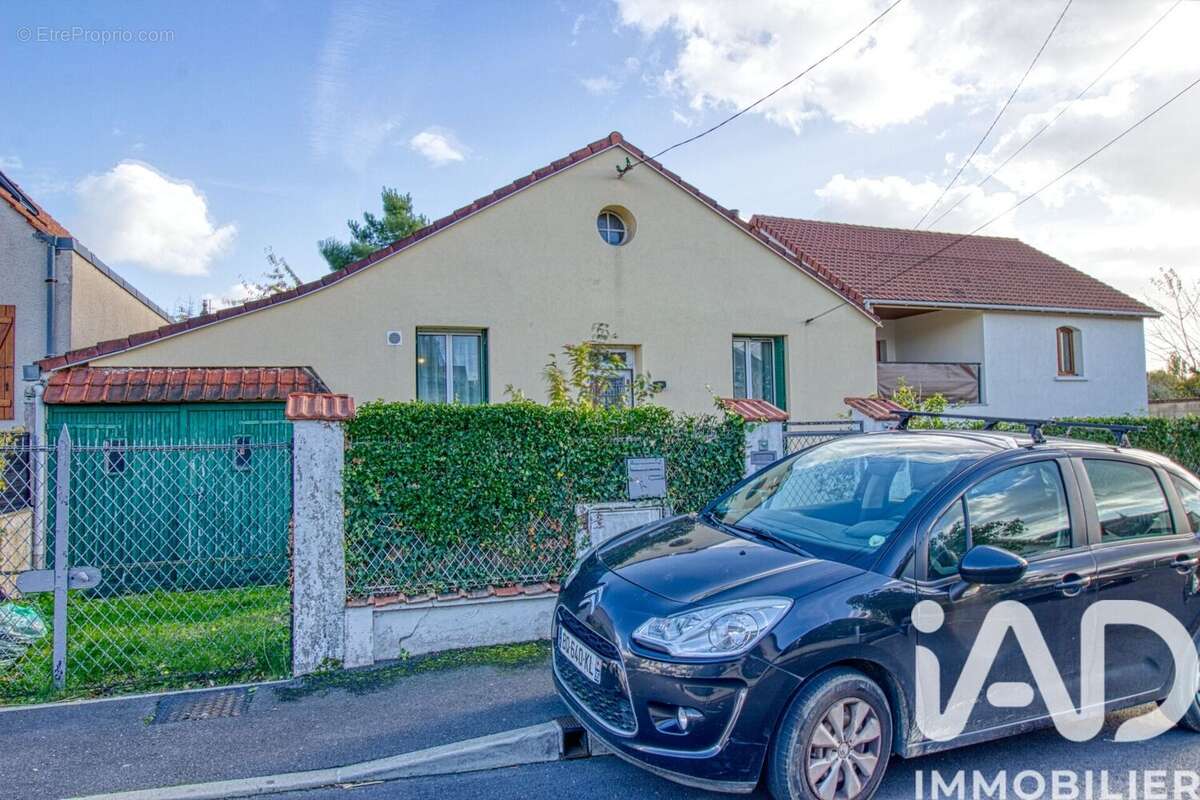 Photo 3 - Maison à SARCELLES
