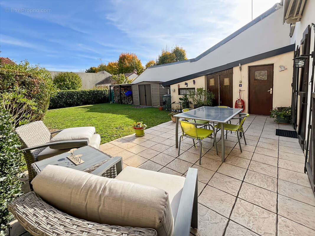 Maison à SAULX-LES-CHARTREUX