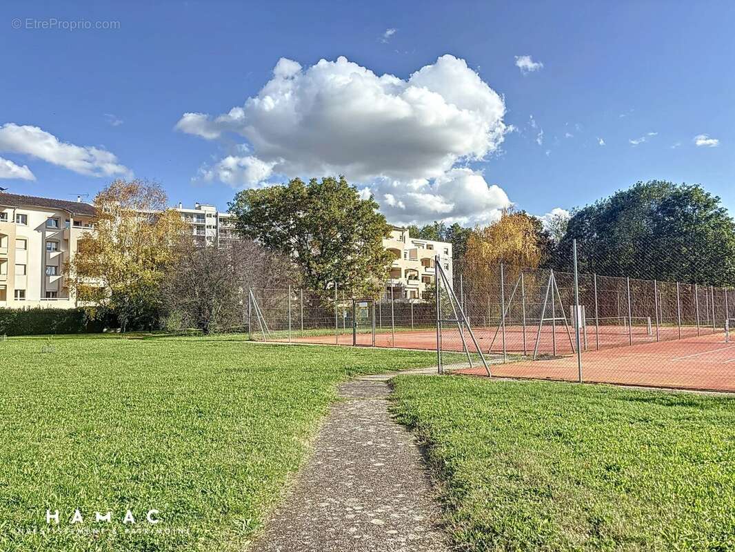 Appartement à SAINTE-FOY-LES-LYON