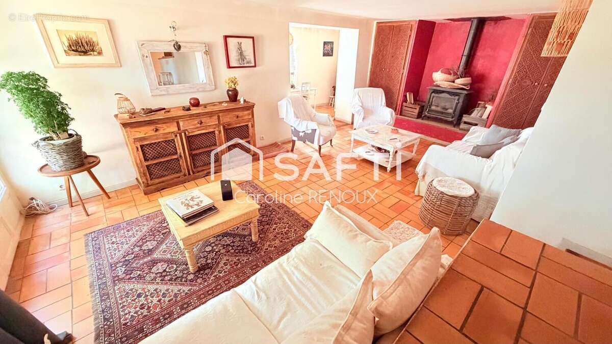 Maison 124 m² à Cucuron  - photo 4