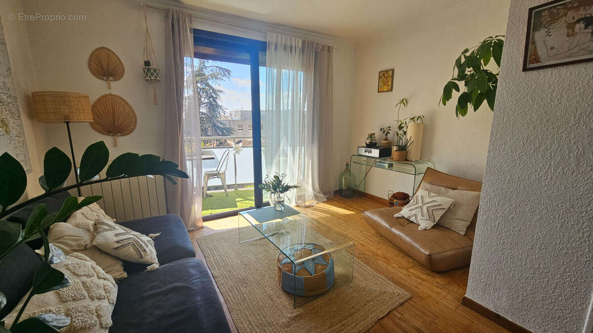 Appartement à NIMES