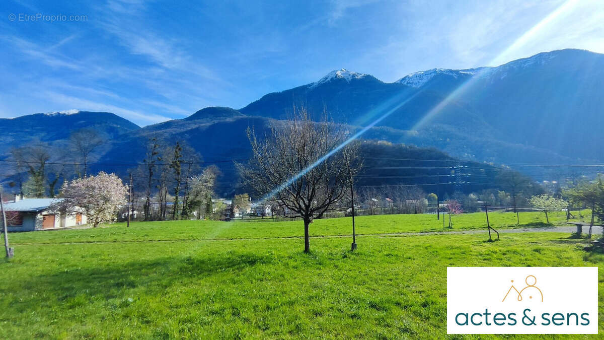 Terrain à SAINT-PAUL-SUR-ISERE