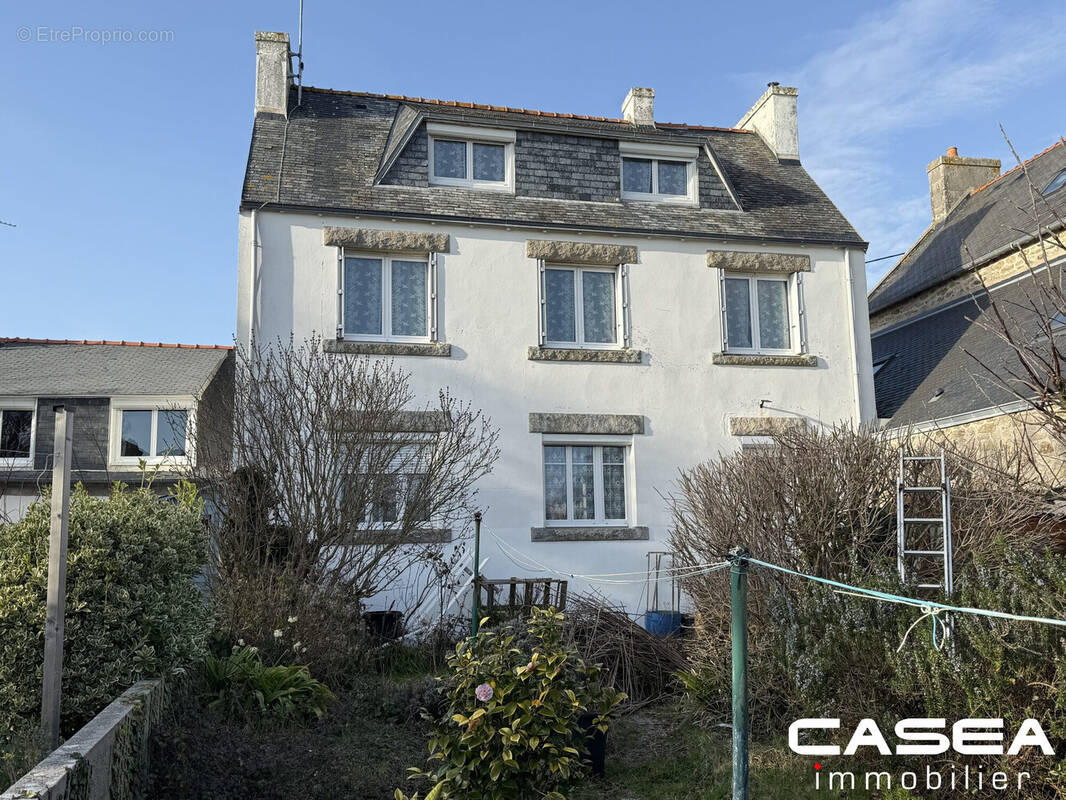 Maison à PENMARCH