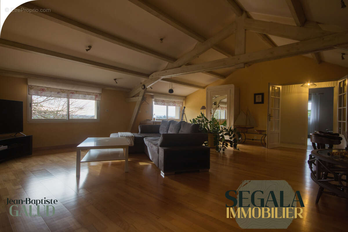 Maison 183 m2 sur 6171 m2 de terrain plat - photo 12