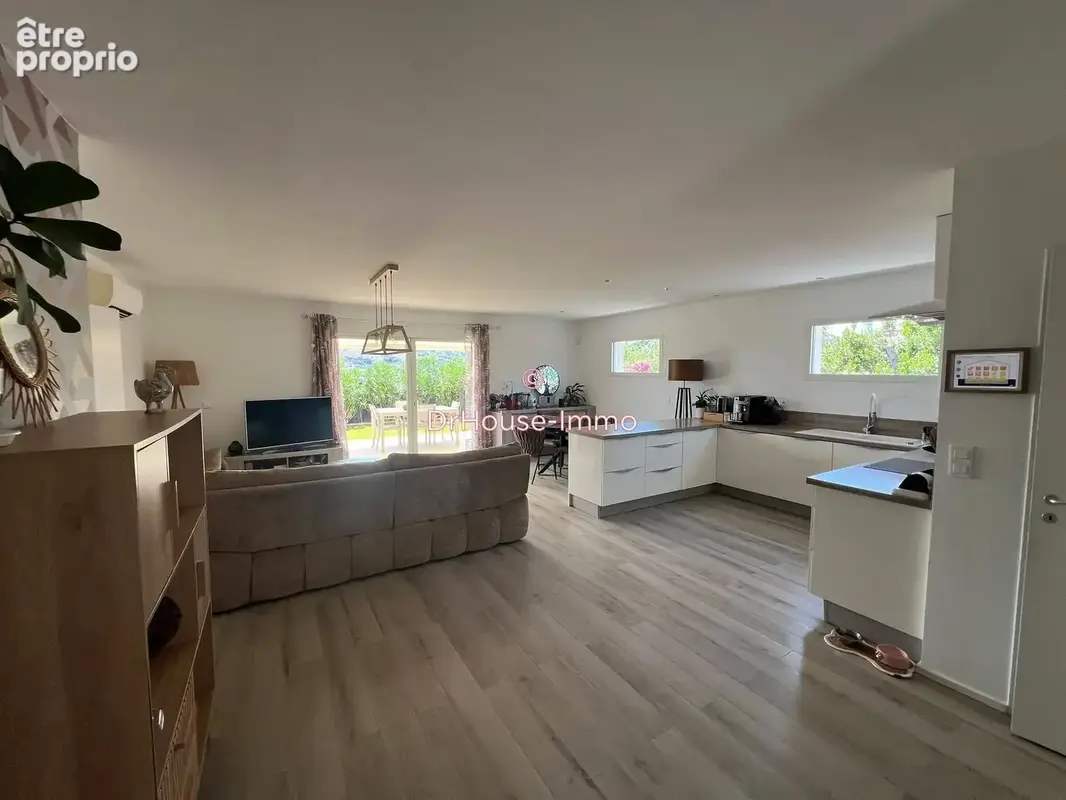 Maison 5 pièces 120 m² à vendre à Villeneuve-Loubet (06270) - photo 15