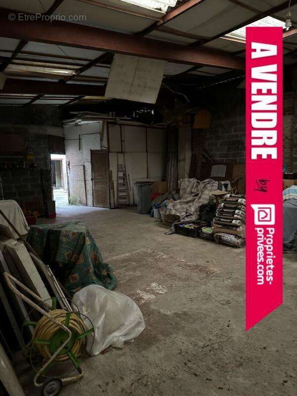 Maison à AVESNES-SUR-HELPE