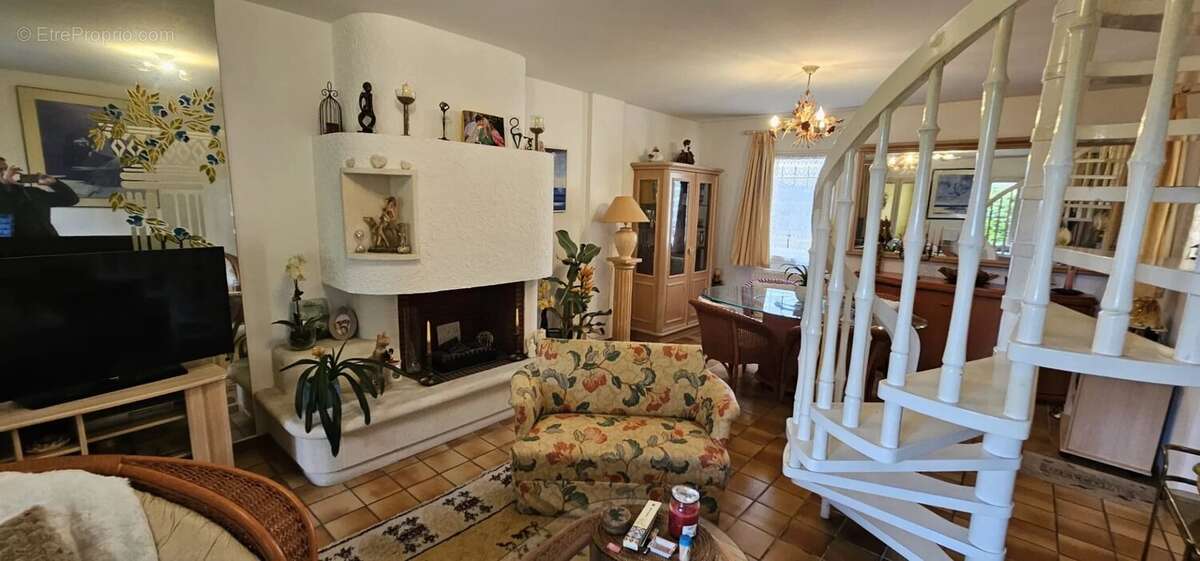 Appartement à SANARY-SUR-MER