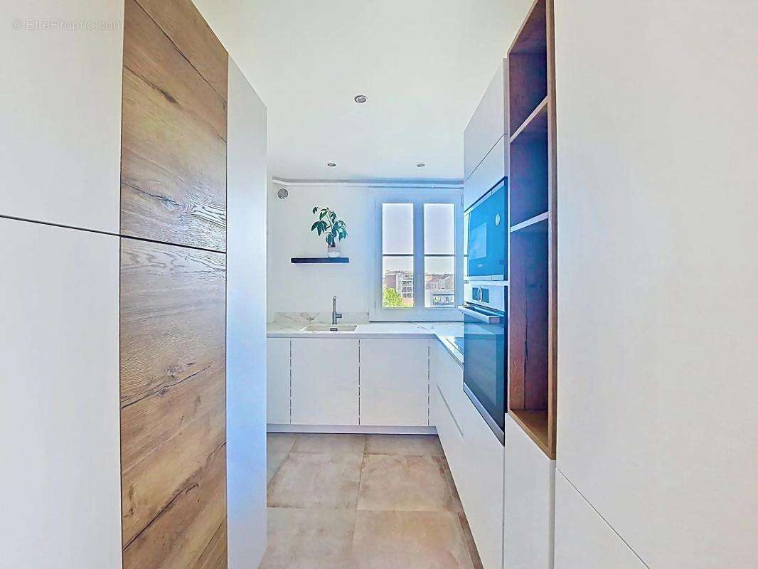 Appartement à ASNIERES-SUR-SEINE