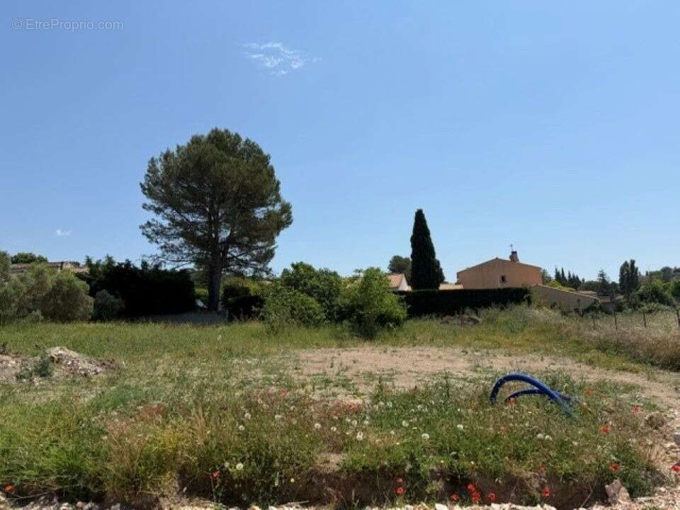 Terrain à CABRIES