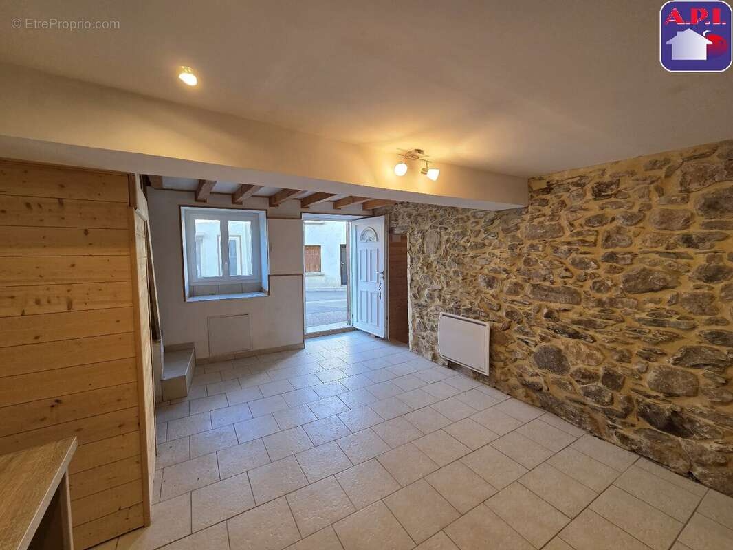 Maison 76 m² à Luzenac  - photo 7