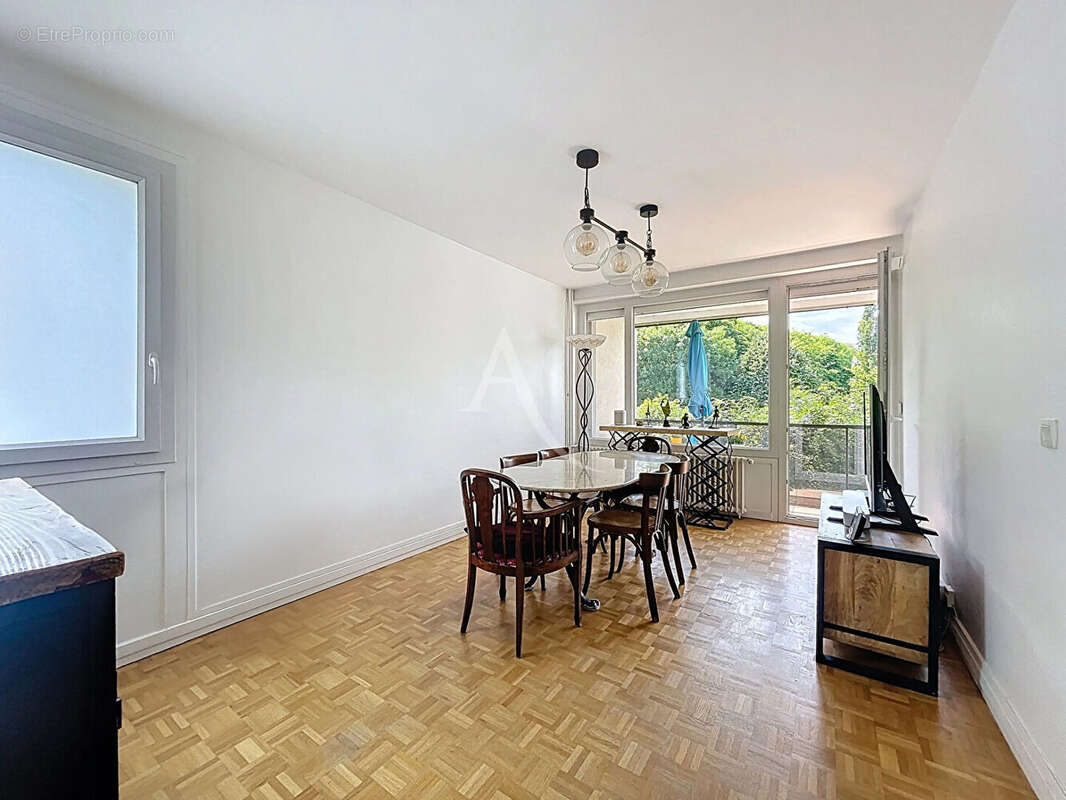 Appartement à SAINT-GERMAIN-EN-LAYE