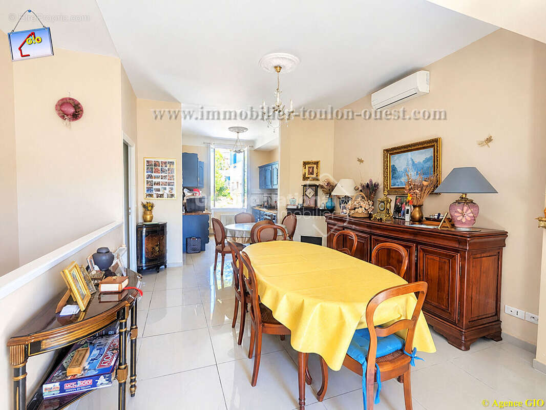 Exclusivite - les 4 chemins - villa t6 de 128 m² environ - terrain clos de 330 m² - annexe de 11 m² - photo 2