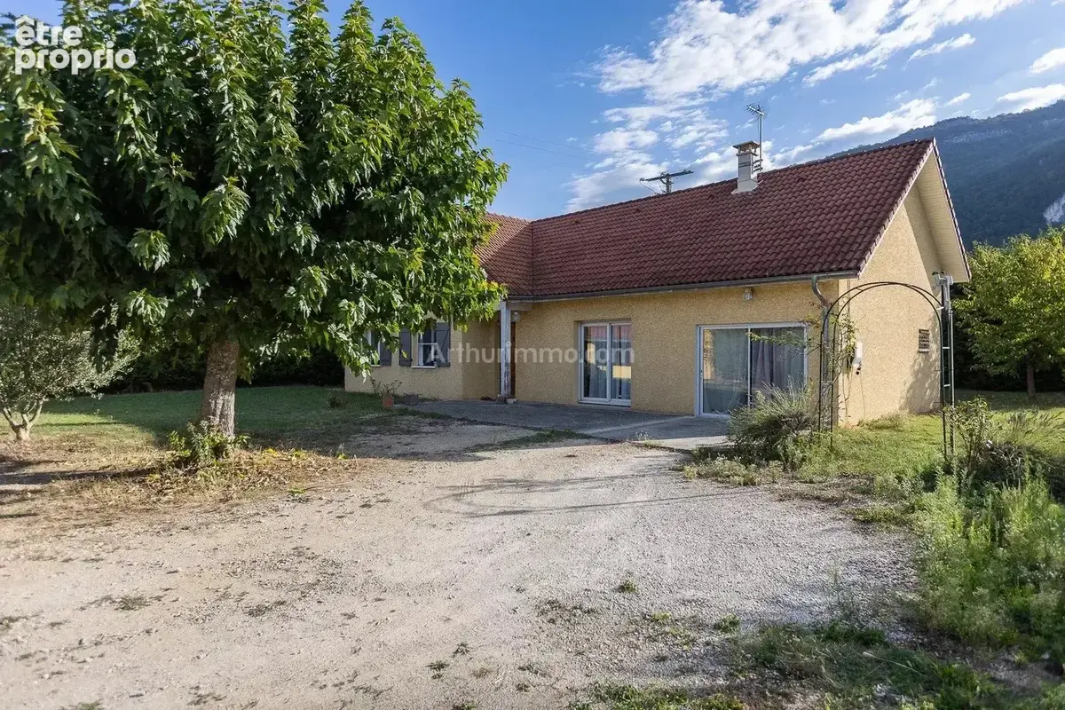 Photo Maison à Virignin au prix de 289 000€
