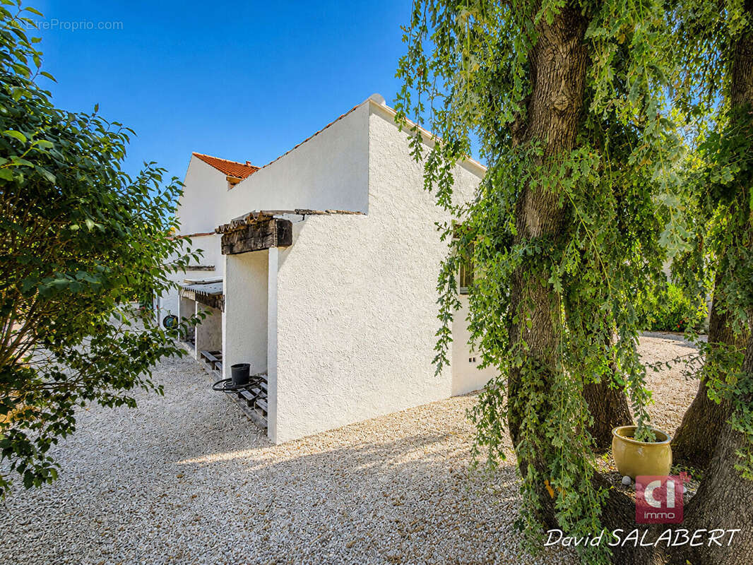 Maison à FORCALQUEIRET
