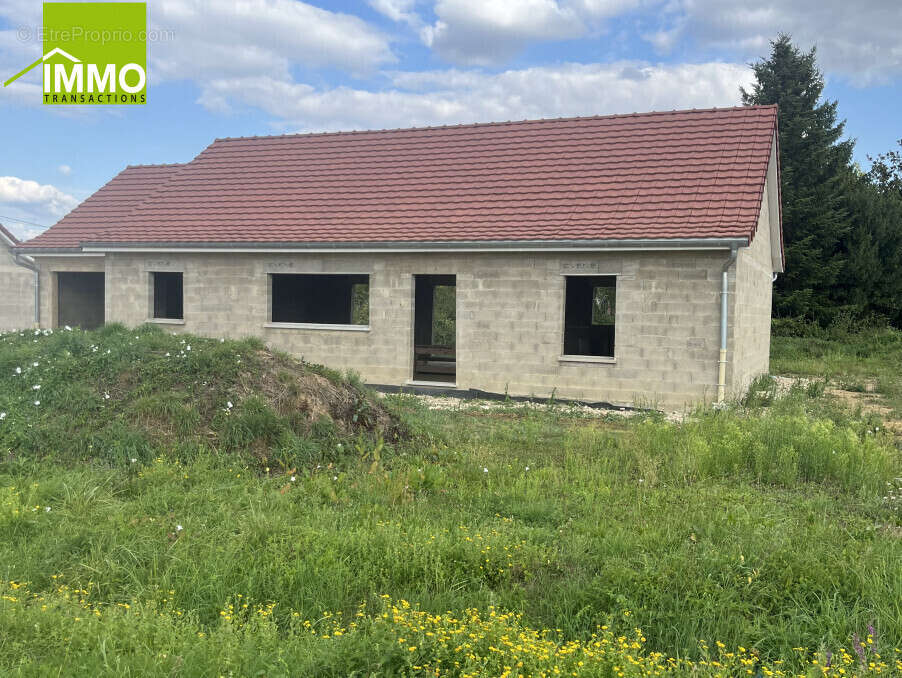 Maison à DAMPIERRE-EN-BRESSE