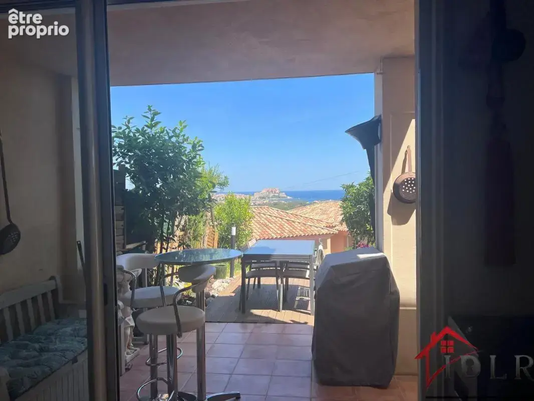 Beau T4 duplex sur les hauteurs de Calvi avec très belle vue - photo 7