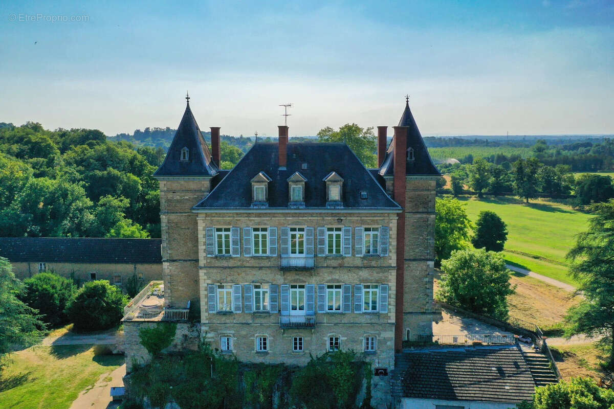 Autre à CREMIEU