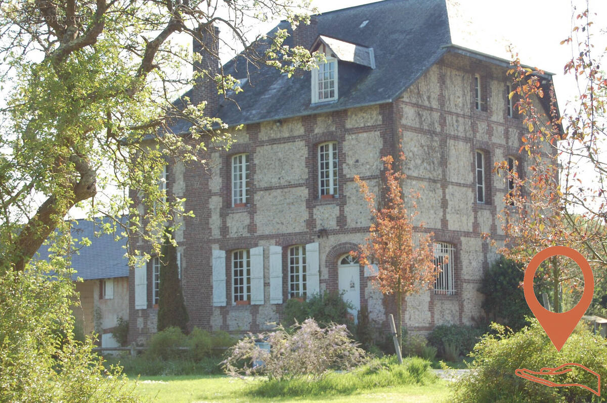 320 m² à Deauville  - photo 2