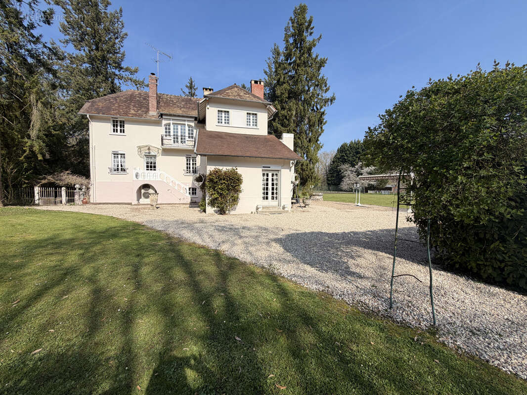 Maison à ANET