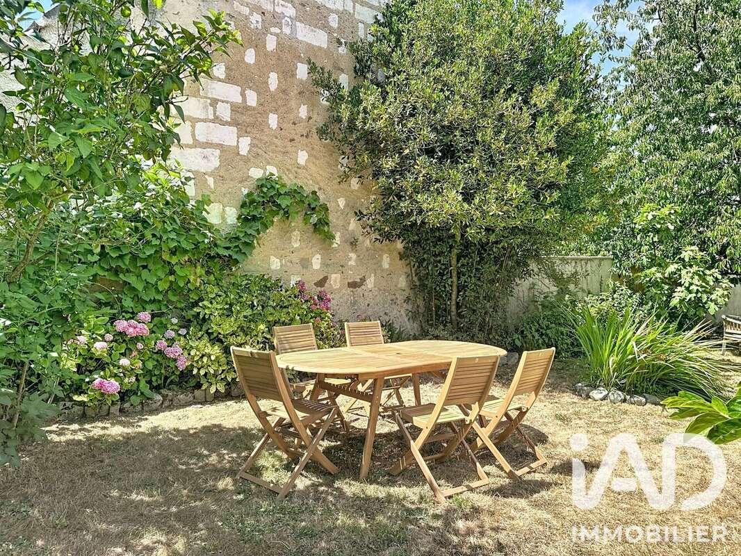 Maison 382 m² à La Chapelle-Sur-Oreuse  - photo 5