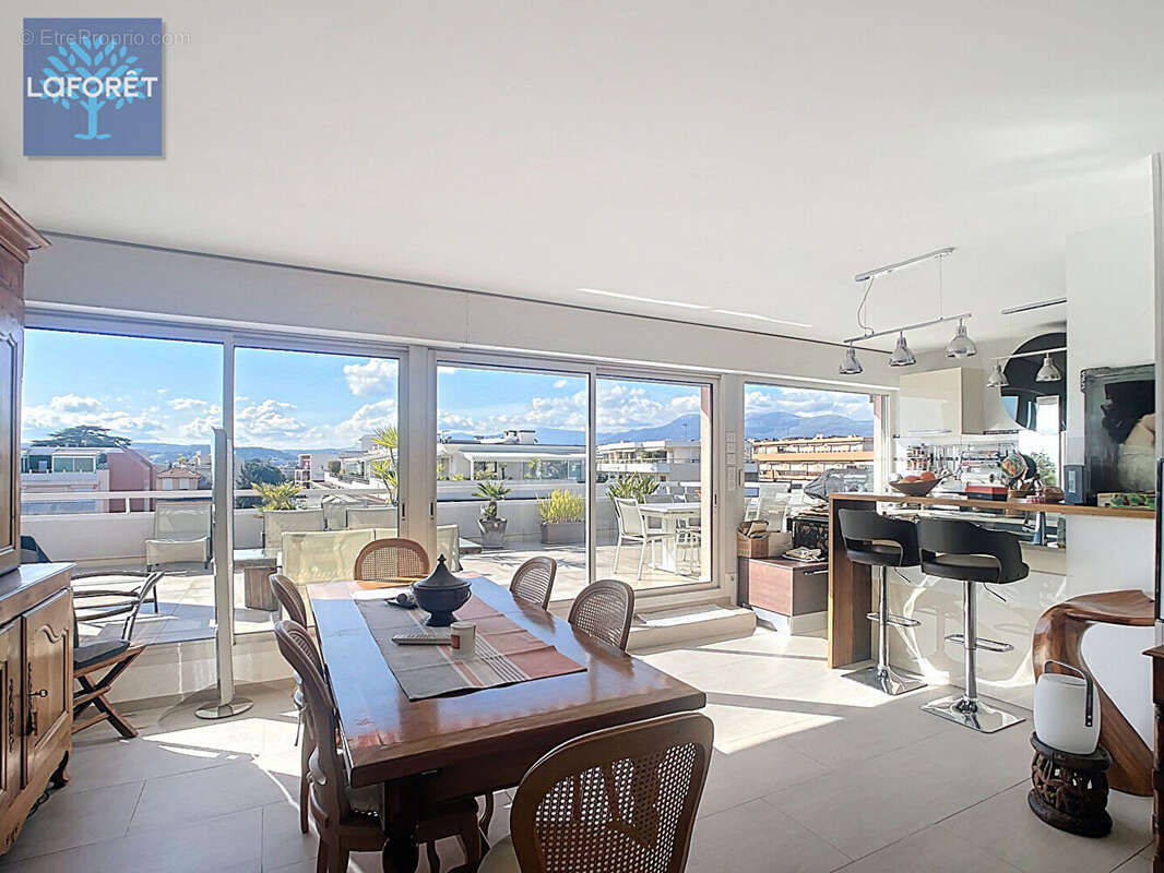 Bien d'exception - duplex toit-terrasse vue mer - secteur vespins - cagnes sur mer - photo 12