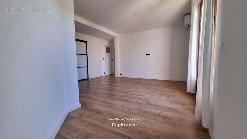 Appartement à MARSEILLE-11E