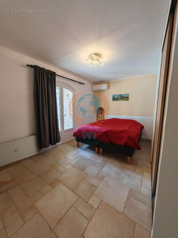 Propriété de charme avec piscine et dépendance - photo 20