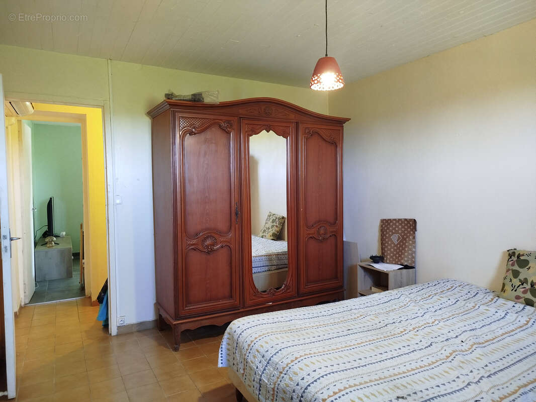 Maison à MASSUGAS